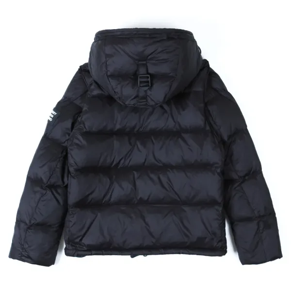 【BURBERRY  公式旗艦店】バーバリー  ダウンジャケット ご好評に付き再入荷！241226