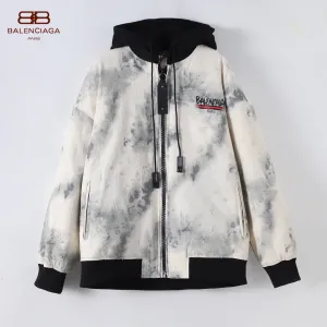 【BALENCIAGA   公式旗艦店】バレンシアガ   ダウンジャケット ご好評に付き再入荷！ 241214