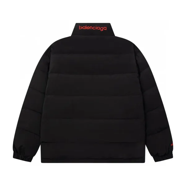 【BALENCIAGA  公式旗艦店】バレンシアガ  リバーシブル  ダウンジャケット ご好評に付き再入荷！241024