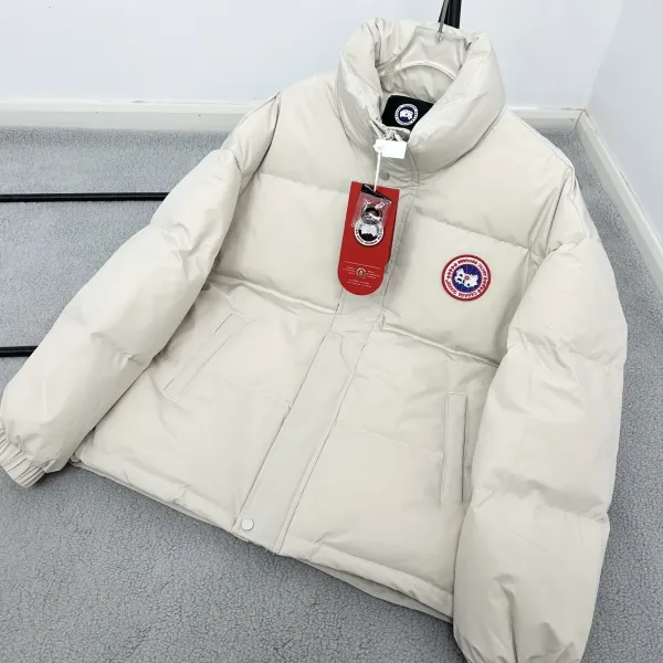 【Canada Goose  公式旗艦店】 カナダグース  ダウンジャケット ご好評に付き再入荷！241227