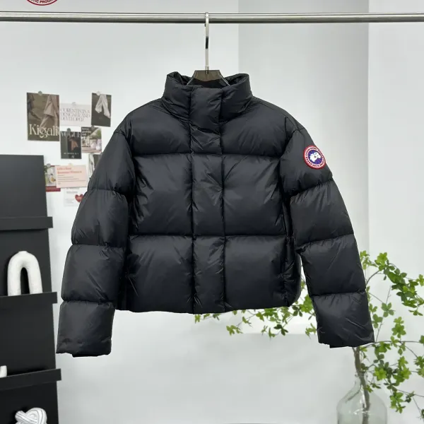 【Canada Goose  公式旗艦店】 カナダグース  ダウンジャケット ご好評に付き再入荷！241227