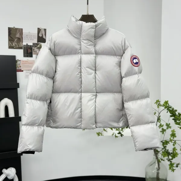 【Canada Goose  公式旗艦店】 カナダグース  ダウンジャケット ご好評に付き再入荷！241227