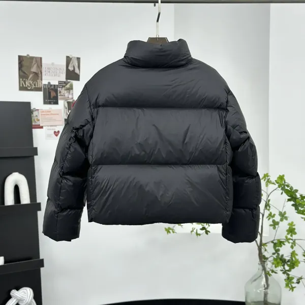 【Canada Goose  公式旗艦店】 カナダグース  ダウンジャケット ご好評に付き再入荷！241227