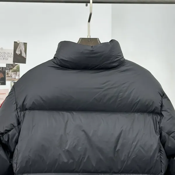 【Canada Goose  公式旗艦店】 カナダグース  ダウンジャケット ご好評に付き再入荷！241227