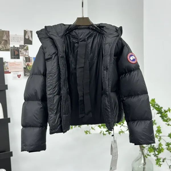 【Canada Goose  公式旗艦店】 カナダグース  ダウンジャケット ご好評に付き再入荷！241227