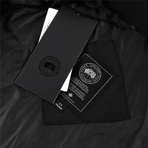 【Canada Goose  公式旗艦店】 カナダグース  ダウンジャケット ご好評に付き再入荷！241024