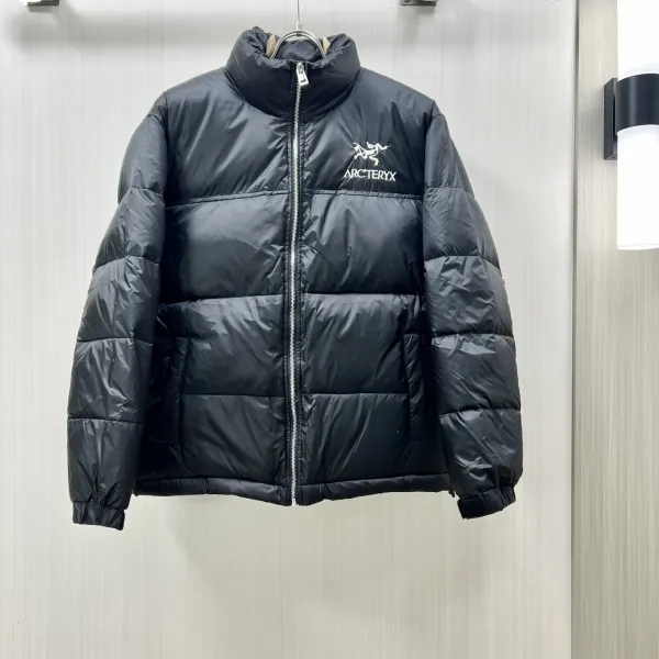 【ARCTERYX   公式旗艦店】アークテリクス   ダウンジャケット好評に付き再入荷！ 241207