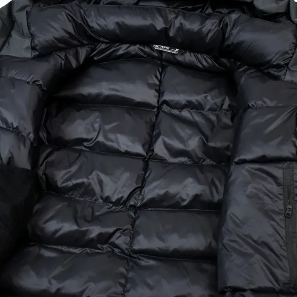 【ARCTERYX   公式旗艦店】 アークテリクス  ダウンジャケット ご好評に付き再入荷！  241205