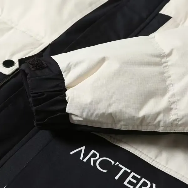 【ARCTERYX   公式旗艦店】 アークテリクス  ダウンジャケット ご好評に付き再入荷！  241205