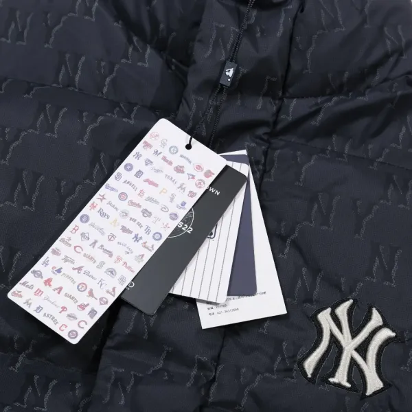 New York Yankees NY 【MLB  公式旗艦店】ヤンキース  ダウンジャケット好評に付き再入荷！241227