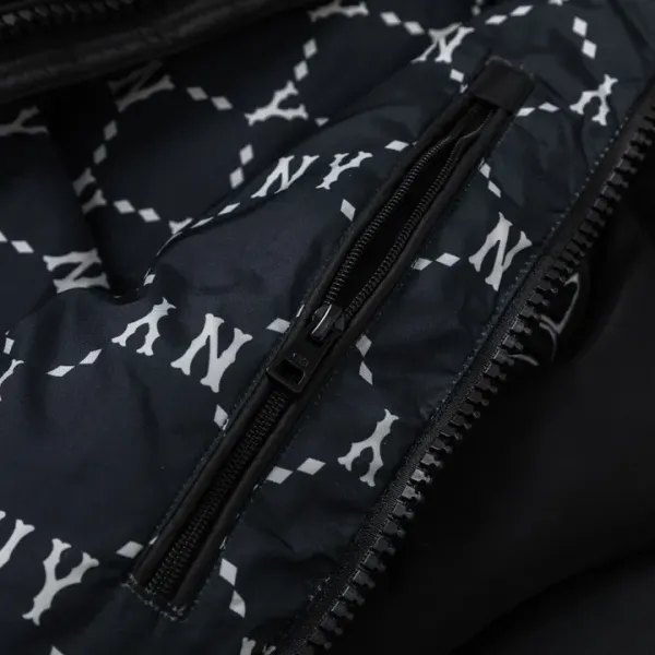 New York Yankees NY 【MLB  公式旗艦店】ヤンキース  ダウンジャケット好評に付き再入荷！241227