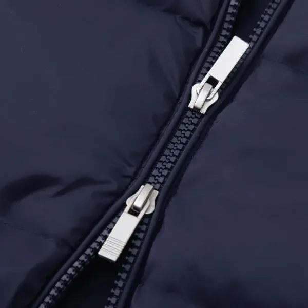 【ThomBrowne  公式旗艦店】トムブラウン  ダウンジャケット ご好評に付き再入荷！241228