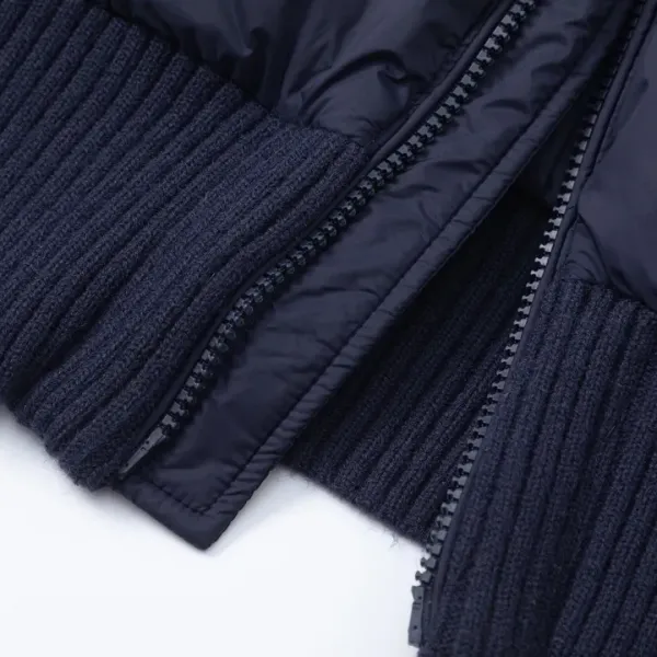 【ThomBrowne  公式旗艦店】トムブラウン  ダウンジャケット ご好評に付き再入荷！241228