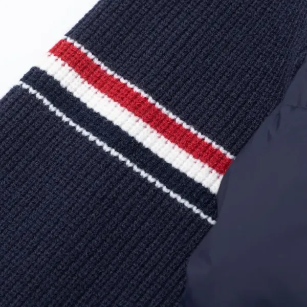 【ThomBrowne  公式旗艦店】トムブラウン  ダウンジャケット ご好評に付き再入荷！241228
