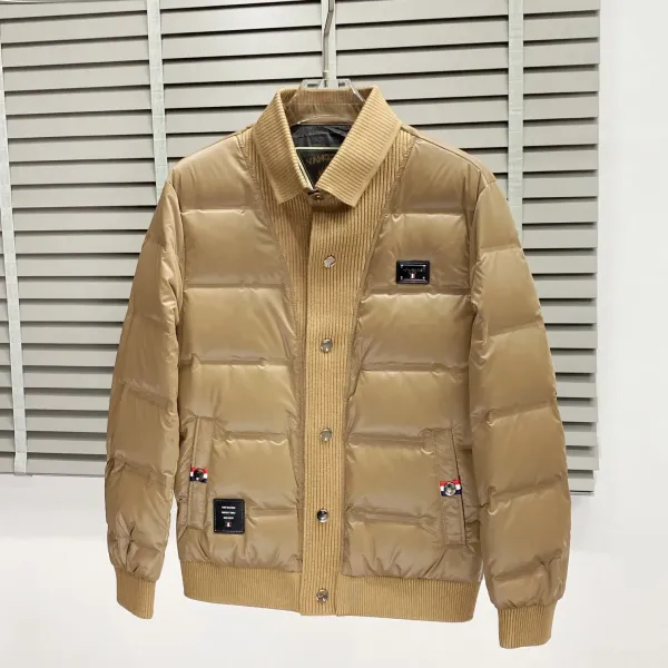 【ThomBrowne   公式旗艦店】トムブラウン  ダウンジャケット ご好評に付き再入荷！241228