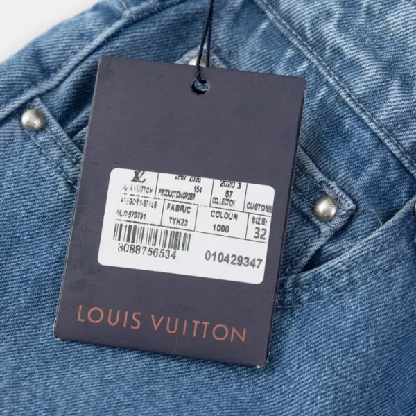LV【LOUIS VUITTON   公式旗艦店】 ルイヴィトン  ジーパン  ご好評に付き再入荷！ 241218