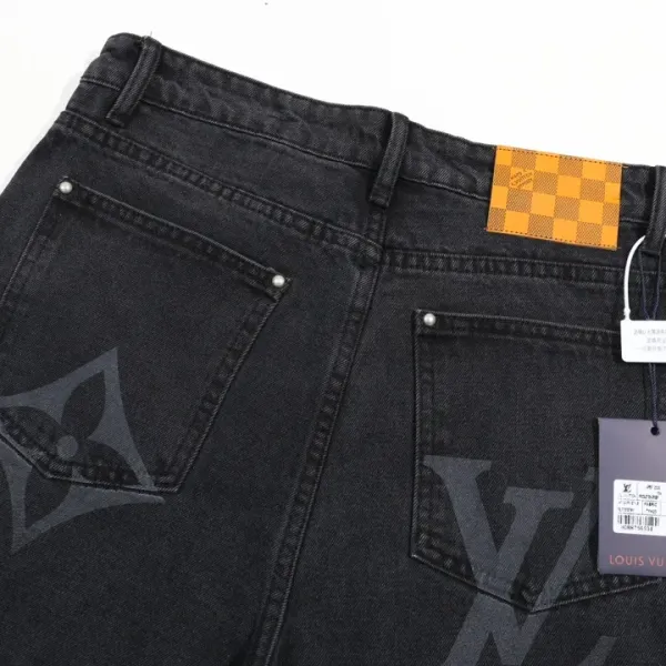 LV【LOUIS VUITTON   公式旗艦店】 ルイヴィトン  ジーパン  ご好評に付き再入荷！ 241218