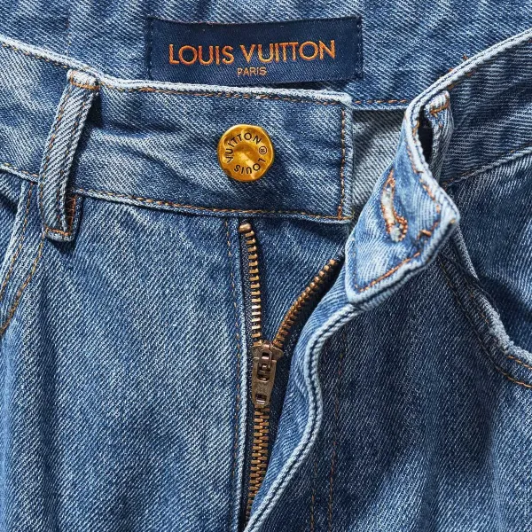 LV【LOUIS VUITTON   公式旗艦店】 ルイヴィトン  ジーパン  ご好評に付き再入荷！ 241218