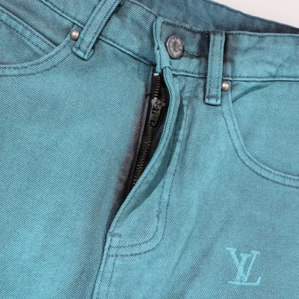 【LOUIS VUITTON  公式旗艦店】ルイヴィトン  ジーパン  ご好評に付き再入荷  240830