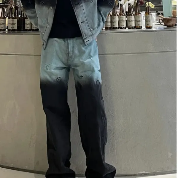 【LOUIS VUITTON  公式旗艦店】ルイヴィトン  ジーパン  ご好評に付き再入荷  240830