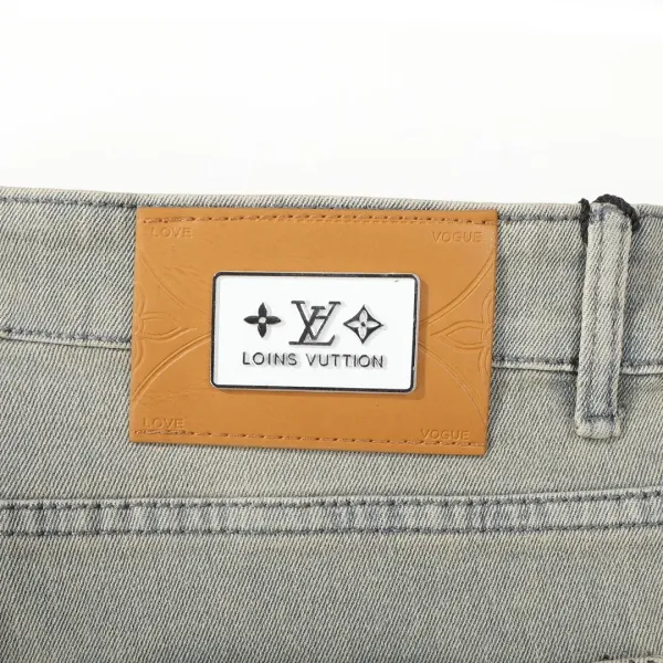 【LOUIS VUITTON  公式旗艦店】ルイヴィトン  ジーパン  ご好評に付き再入荷  240830