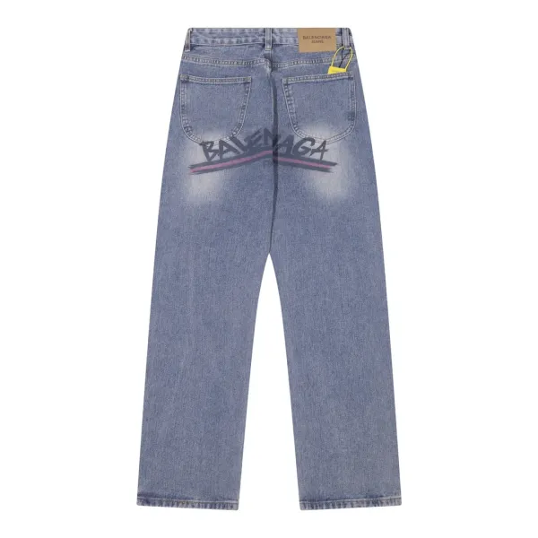 【BALENCIAGA 公式旗艦店】バレンシアガ  ジーパン  ご好評に付き再入荷  240830