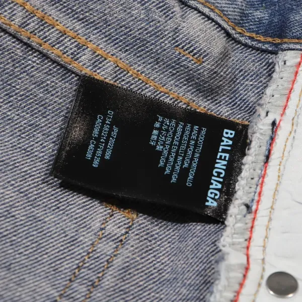 【BALENCIAGA 公式旗艦店】バレンシアガ  ジーパン  ご好評に付き再入荷  240830