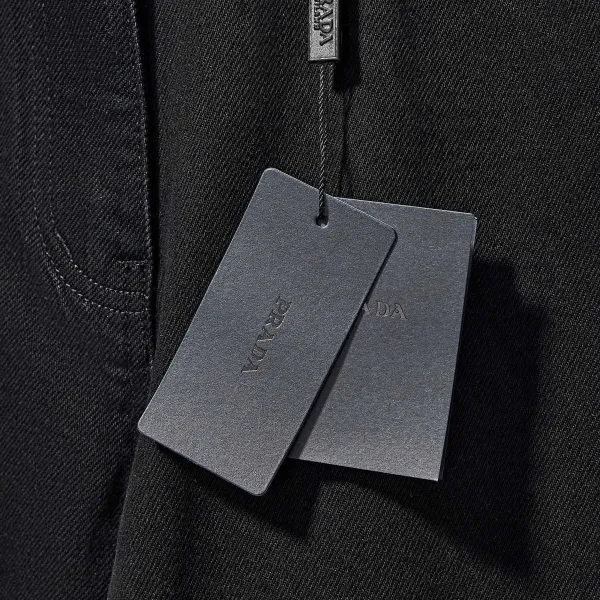 【PRADA  公式旗艦店】プラダ  ジーパン ご好評に付き再入荷！ 241220