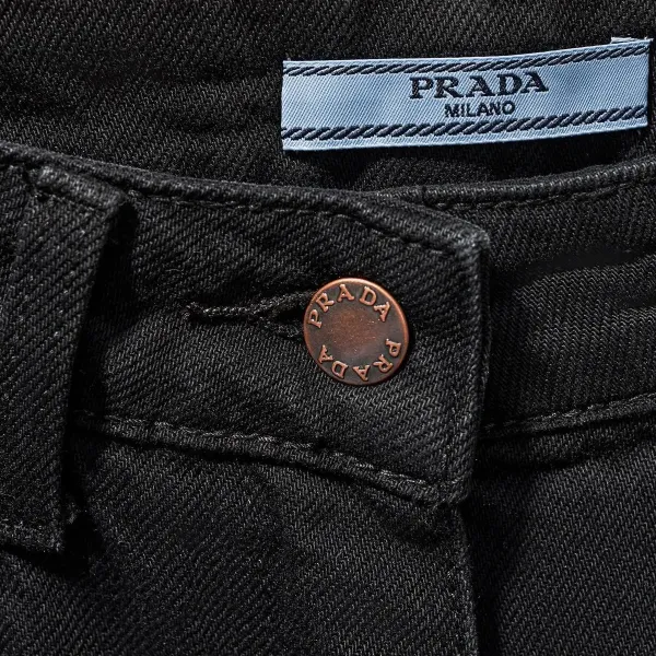 【PRADA  公式旗艦店】プラダ  ジーパン ご好評に付き再入荷！ 241220