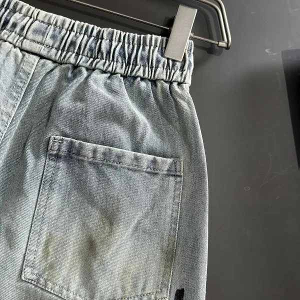 【MONCLER  公式旗艦店】モンクレール   ジーパン  ご好評に付き再入荷！ 241220