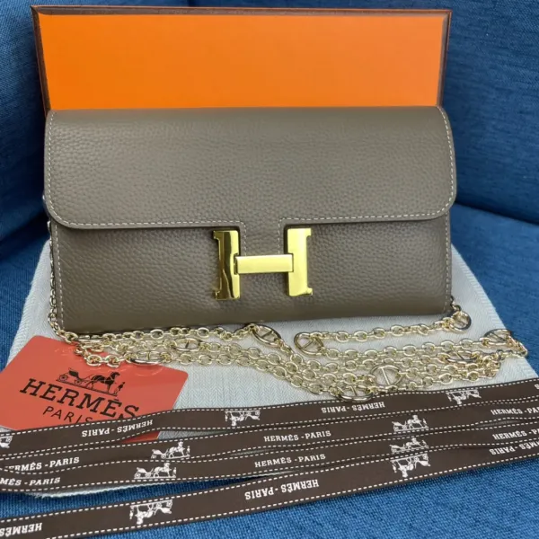 HERMÈS ショルダー & 長財布 11カラー 22X11CM