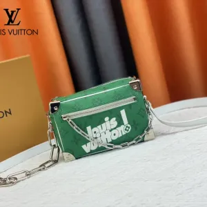 【LOUIS VUITTON 公式旗艦店】ルイヴィトン  斜めがけバッグ当日出荷 好評に付き再入荷！18.5*13*8CM