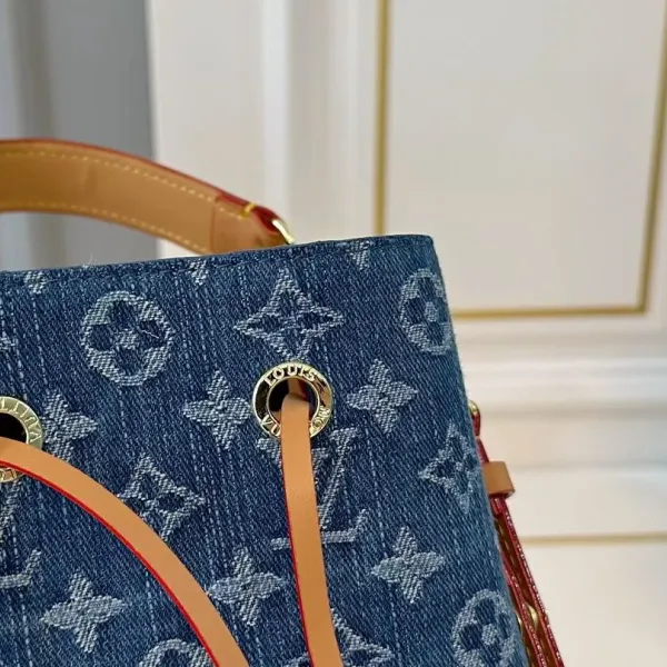 【LOUIS VUITTON 公式旗艦店】ルイヴィトン  斜めがけバッグ 当日出荷 好評に付き再入荷！20*21CM  1240722