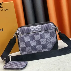 【LOUIS VUITTON 公式旗艦店】ルイヴィトン  斜めがけバッグ当日出荷 好評に付き再入荷！25*18.5*7CM