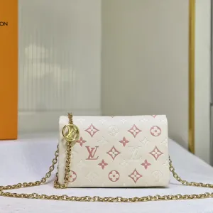 【LOUIS VUITTON 公式旗艦店】ルイヴィトン   ショルダーバッグ 当日出荷 好評に付き再入荷！20*14*8CM