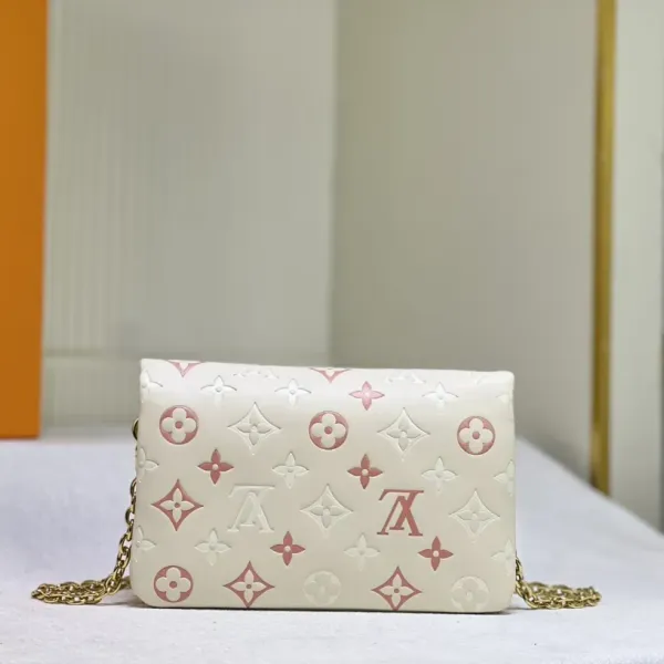 【LOUIS VUITTON 公式旗艦店】ルイヴィトン   ショルダーバッグ 当日出荷 好評に付き再入荷！20*14*8CM