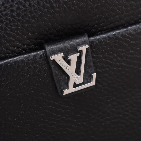 【LOUIS VUITTON  公式 旗艦店】 ルイヴィトン   胸ポケット当日出荷 好評に付き再入荷！34*17*6CM