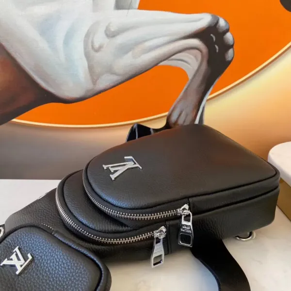 【LOUIS VUITTON  公式 旗艦店】ルイヴィトン  胸ポケット  当日出荷 好評に付き再入荷！28*17*5CM