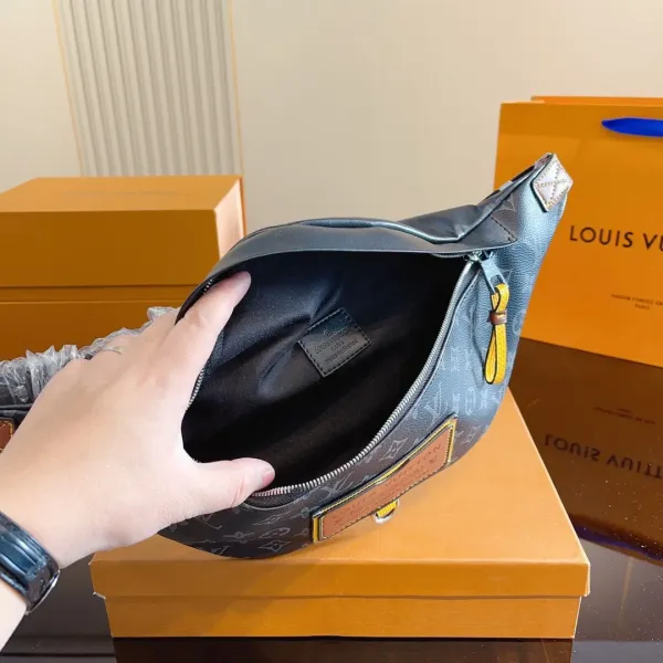 【 LOUIS VUITTON公式 旗艦店】ルイヴィトン   ウエストポーチ   当日出荷 好評に付き再入荷！35*10*16CM
