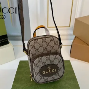 【GUCCI 公式旗艦店】グッチ 斜めがけバッグ 当日出荷 好評に付き再入荷！12*17CM  240724