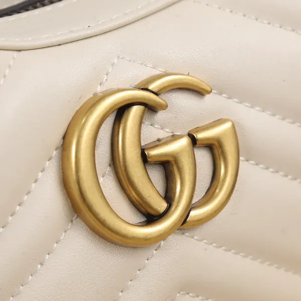 【GUCCI 公式旗艦店】グッチ 脇の下のバッグ 当日出荷 好評に付き再入荷！21*11*5CM