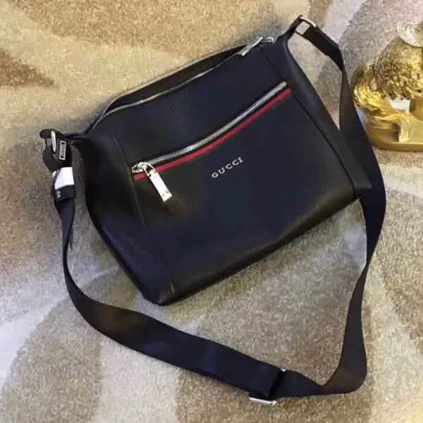 【GUCCI 公式 旗艦店】クッチ ショルダーバッグ 当日出荷 好評に付き再入荷!31*21*7CM 【GUCCI 公式 旗艦店】クッチ ショルダーバッグ 当日出荷 好評に付き再入荷!31*21*7CM