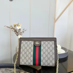 【GUCCI 公式 旗艦店】クッチ   ショルダーバッグ 当日出荷 好評に付き再入荷！25*18*5CM