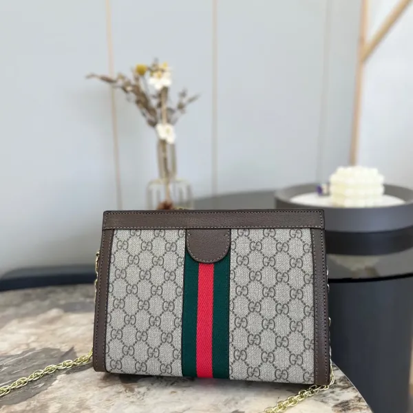 【GUCCI 公式 旗艦店】クッチ   ショルダーバッグ 当日出荷 好評に付き再入荷！25*18*5CM