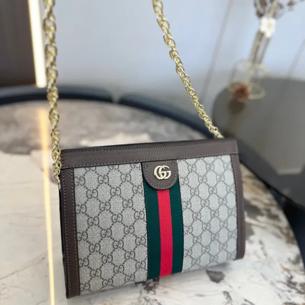 【GUCCI 公式 旗艦店】クッチ   ショルダーバッグ 当日出荷 好評に付き再入荷！25*18*5CM