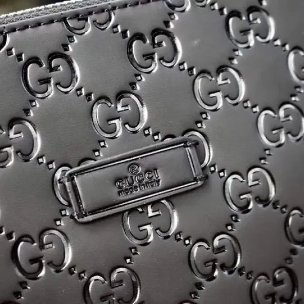 【GUCCI 公式 旗艦店】クッチ    ショルダーバッグ 当日出荷 好評に付き再入荷！24*27*5CM