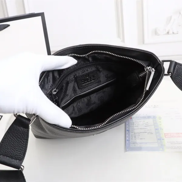 【GUCCI 公式 旗艦店】クッチ    ショルダーバッグ 当日出荷 好評に付き再入荷！25*27*6CM