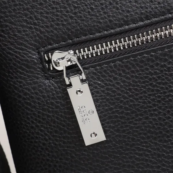 【GUCCI 公式 旗艦店】クッチ    ショルダーバッグ 当日出荷 好評に付き再入荷！25*27*6CM