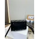 【DIOR  公式 旗艦店】ディオール   ショルダーバッグ 当日出荷 好評に付き再入荷！19*13CM