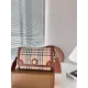 【BURBERRY 公式旗艦店】バーバリー   斜めがけバッグ当日出荷 好評に付き再入荷！24*15CM